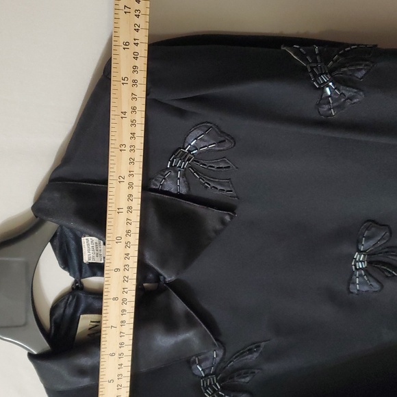 Vintage Nilani Black Long Sleeve Satin Blouse with Beaded Bows Sz 2 - Picture 8 of 12